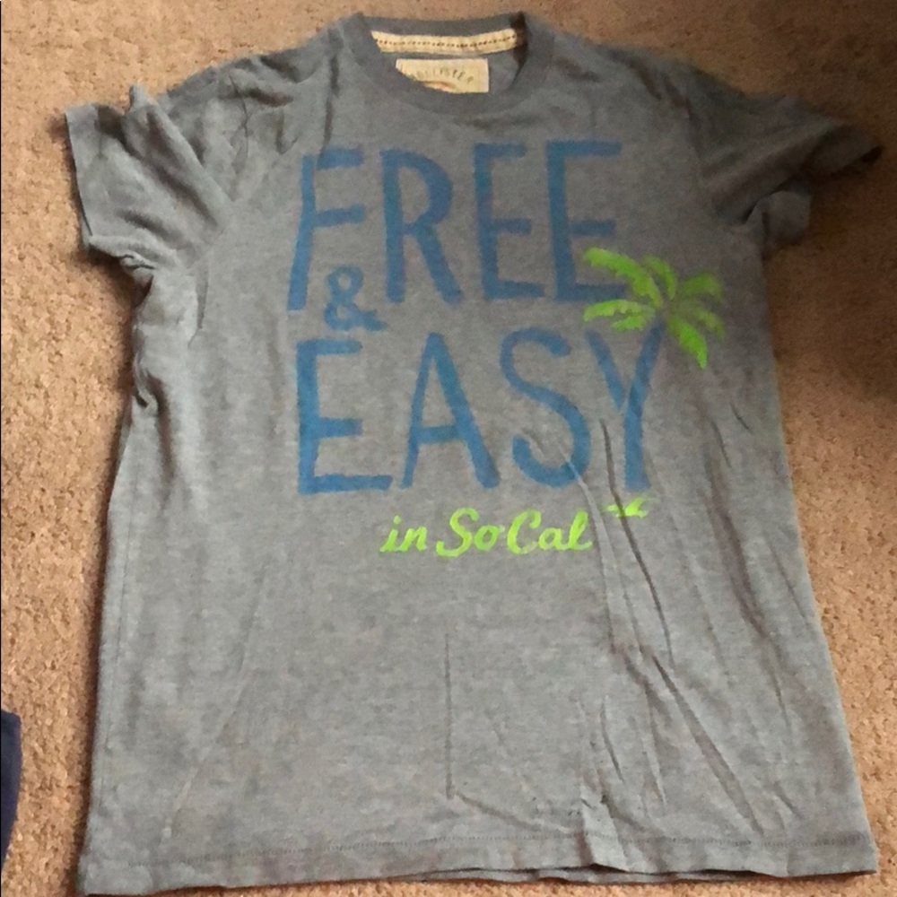 Hollister Graphic T-Shirt “Free & Easy in SoCal”